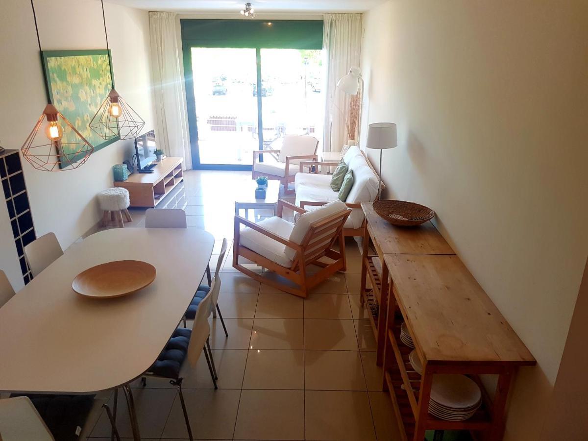 Beautiful Apartment 75M2 With View At The Beach, Pool, Parking Rosas Exterior foto
