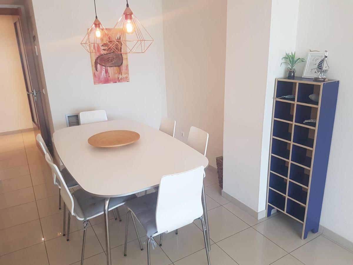 Beautiful Apartment 75M2 With View At The Beach, Pool, Parking Rosas Exterior foto