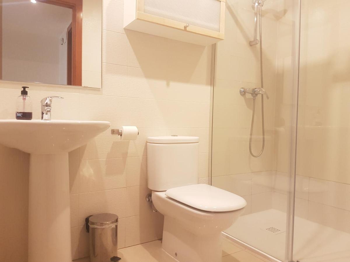 Beautiful Apartment 75M2 With View At The Beach, Pool, Parking Rosas Exterior foto